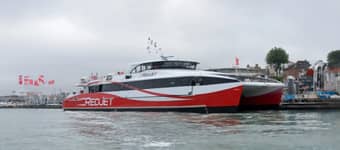 Red Jet  6